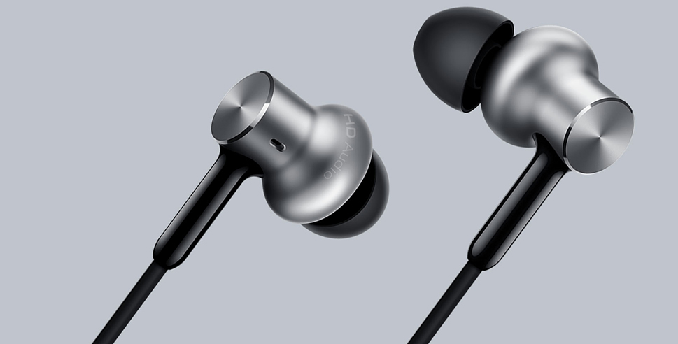  яркий, объемный, сочный звук 